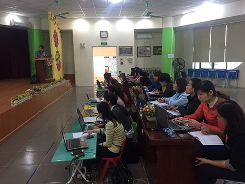 Trường Mầm non Phúc Đồng tổ chức tập huấn phần mềm hỗ trợ quản lý và thực hiện chương trình Giáo dục mầm non (GDMN).